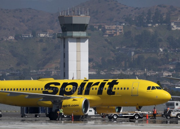 Spirit Airlines Offers Early Departure Packages to Salaried Employees: Here's Why