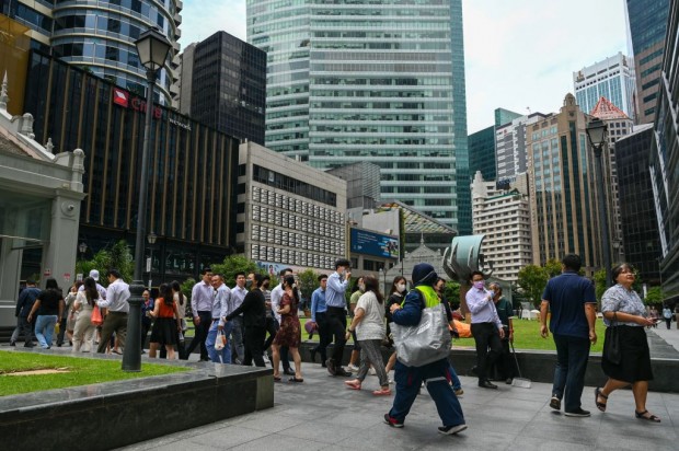 Salary Trend: These Jobs in Singapore See Wages Jump This Year!