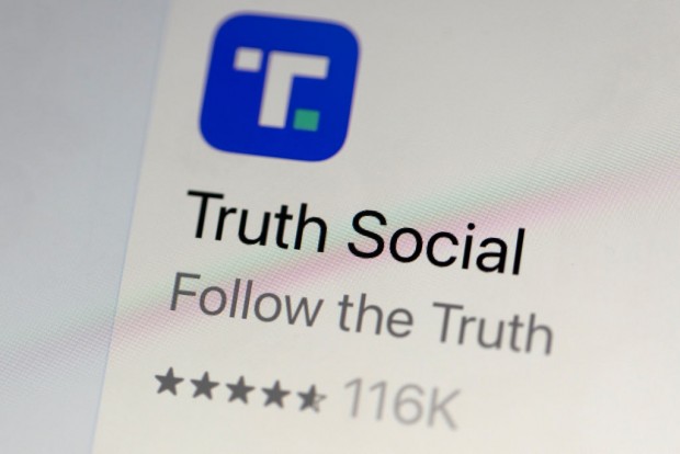 Trump's Truth Social Stock Price Plummets by Nearly 70% From Its Peak; SocMed Reportedly Gone Woke