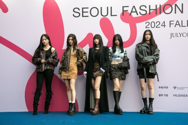 JULYCOLUMN - Photo call - Seoul Fashion Week F/W 2024