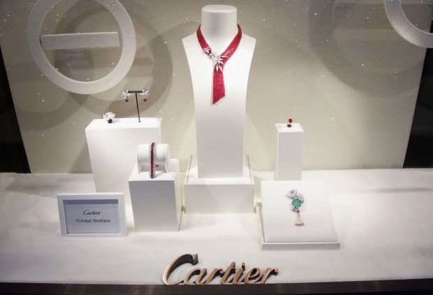 Jewelry Maker Cartier Agrees to Let Mexican Man Keep $13,000 Worth of EarringsOnly Bought for $13 After Website Mistake