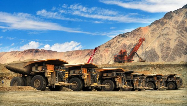 Anglo American Announces Plans to Leave Diamond, Platinum, Coal Mining to Avoid BHP Acquisition Plans