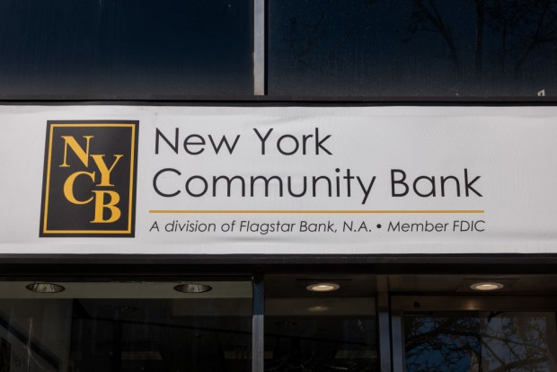 New York Community Bank Stock Plummets After Troubled Earnings Report