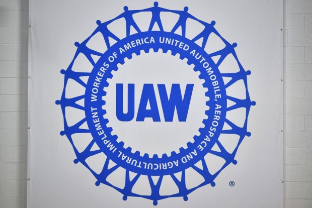 UAW Challenges Mercedes-Benz Unionization Vote at Alabama Plant, Accuses Company of Intimidation 