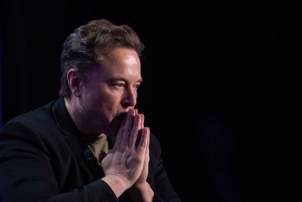 Tesla Shareholders Fight 'Outlandish' $7 Billion Legal Fee Demand Over Elon Musk's $56 Billion Pay Package