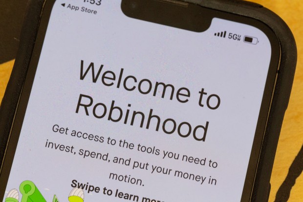 Robinhood Acquires Crypto Platform Bitstamp for $200 Million