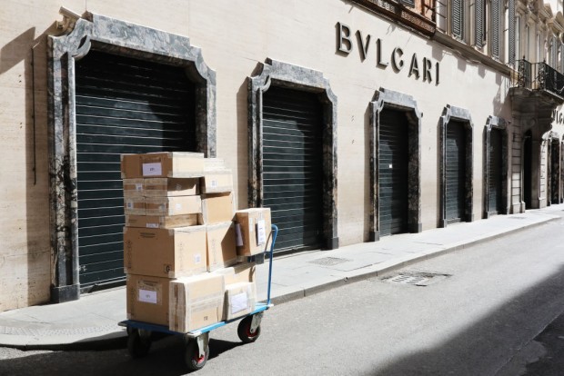 Thieves Drill into Basement of Bulgari Store in Rome, Escape With $535k Worth of Gems Hollywood-Style Heist