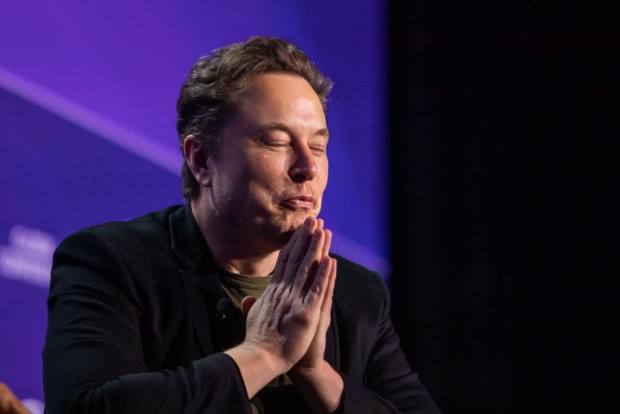 Elon Musk Vows to Restore Disney+ in Teslas if Disney Resumes Ads on X