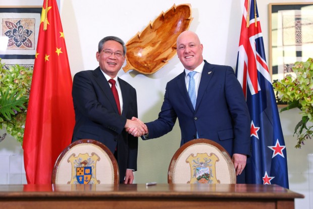 China's Li Visits NZ to Strengthen Business, Trade Ties