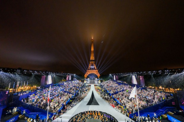 Paris Olympics Fails to Boost Tourism; Airlines and Hospitality Sectors Affected