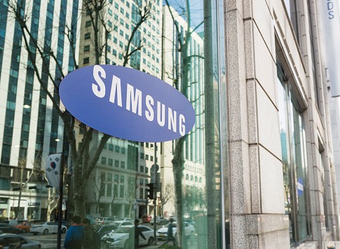 Samsung Merges AI Research Centers in North America, Hires Ex-Apple Exec to Lead New Group