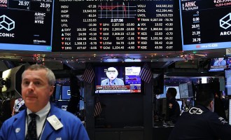 Wall Street Closes Lower, Ending Stock This Week 