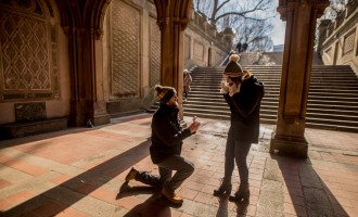 How to Propose: 10 Perfect Ideas Help You Make It Special