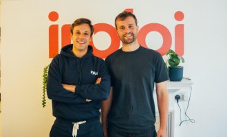 inploi co-founder & CEO Matt de la Hey (left) with co-founder & CTPO Alex Hanson-Smith