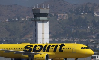 Spirit Airlines Offers Early Departure Packages to Salaried Employees: Here's Why