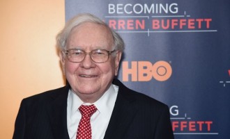 Billionaire Warren Buffett Tells Citigroup CEO Jane Fraser to Continue Overhaul: Report
