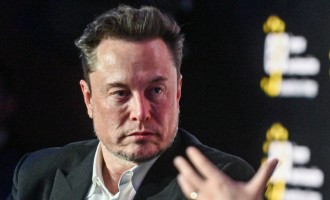 Elon Musk Could Lose His Spot as World's Richest Person After Judge Voids His Record-Breaking $55 Billion Tesla Pay Package