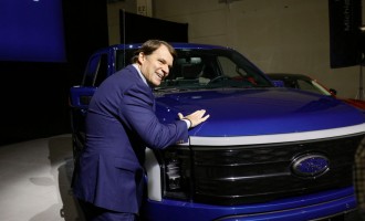 Ford CEO Jim Farley Urges Wall Street to Forget Tesla, Says Ford's 'Pro' Business Is the Auto Industry's Future
