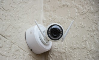 Wyze Camera Breach Enables 13,000 Users to Peek Into Strangers' Homes