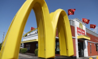 McDonald's Admits Losing Customers as Lower-Income Americans Opt to Cook at Home Instead