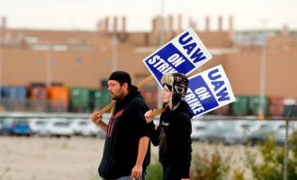 Governors of 6 Southern States Warn Workers Against Joining UAW Union, Say Unionization Places Jobs in Jeopardy