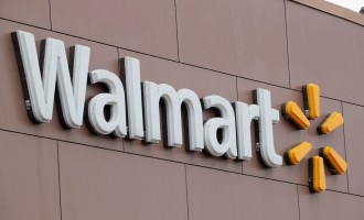 Amid Walmart Mass Layoff in US, Walmart Philippine Supplier is Hiring Thousands of Factory Workers