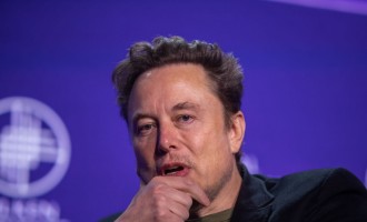 Elon Musk Plans to Build xAI Supercomputer Dubbed 'Gigafactory of Compute'