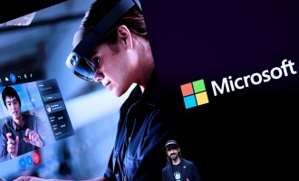 Microsoft Confirms Mixed Reality Layoffs Despite Still Selling HoloLens Headsets