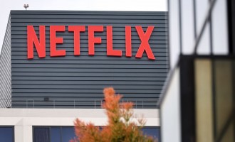 Netflix Begins to Phase Out Cheapest Ad-Free Plan