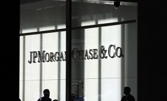 JPMorgan Chase Aims to Attract 15% of US Consumer Deposits, Expand Credit Card Share