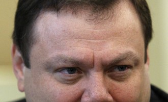 Mikhail Fridman, chairman of Alfa Group, attends a session of the management board of the Russian Union of Industrialists and Entrepreneurs in Moscow in this October 13, 2010 file photo.  Fridman once seemed omnipotent as one of the elite group of Russian