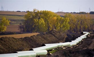 The Keystone Oil Pipeline is pictured under construction in North Dakota in this undated photograph released on January 18, 2012. REUTERS/TransCanada Corporation/Handout