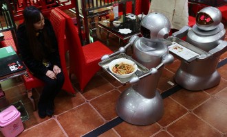 Restaurant Spends 100 Thousand US Dollars Hiring Robots As Waiters