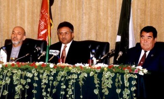 Chairman Of The Interim Afghan Government Hamid Karzai Pakistani President Perv